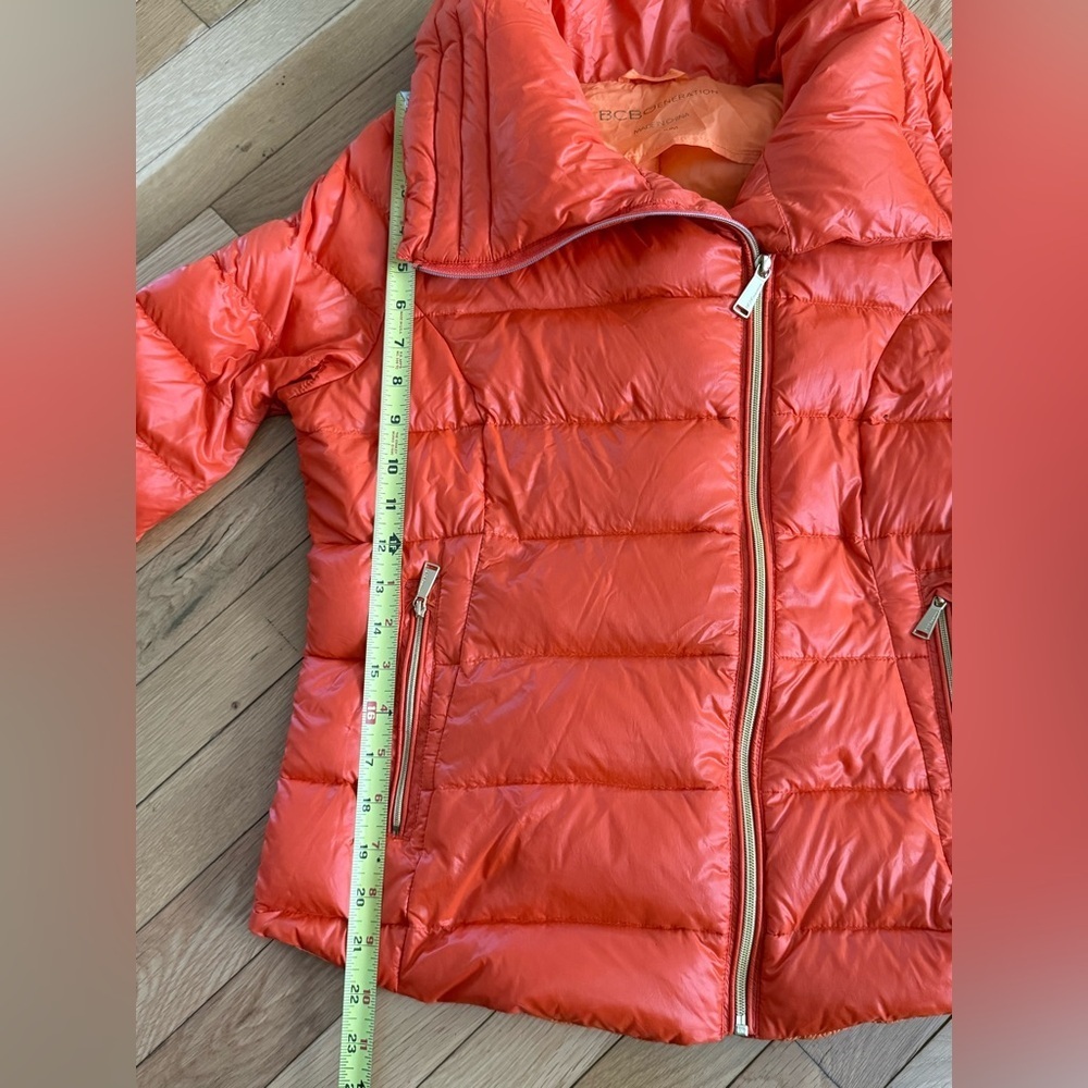 BCBGeneration Vibrant Orange Puffer Jacket 90% Down 10% Waterfowl feathers Med - Picture 7 of 7
